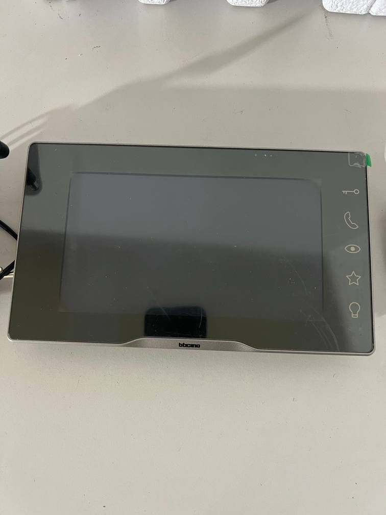 Videointerfon Bticino 334253 – Ecran 7" Color – Hands-Free