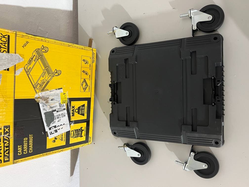 Platformă cu roți STANLEY FATMAX PRO-STACK FMST1-71972, 100 kg, 4 roți pivotante cu frână