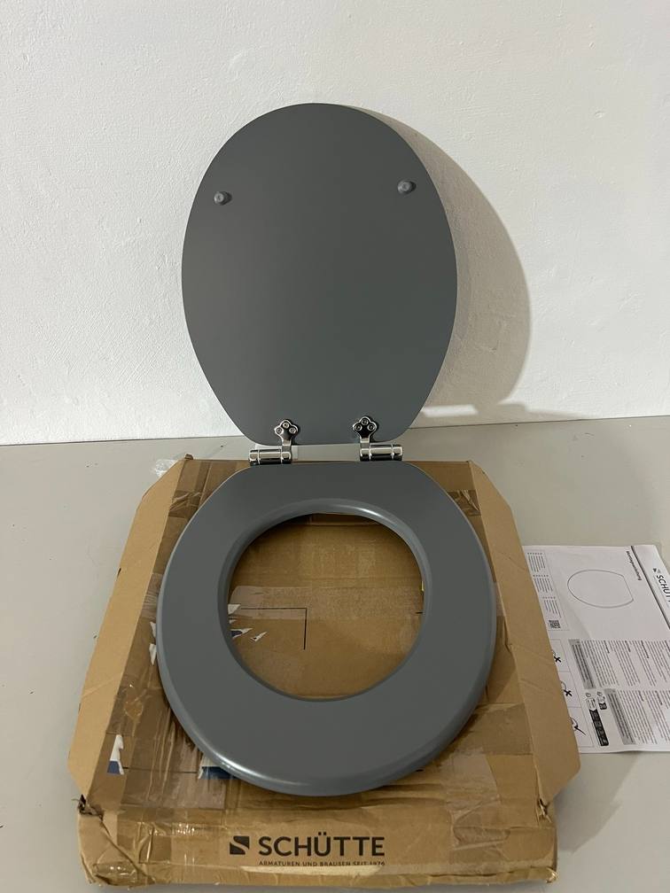 SCHÜTTE Capac WC din MDF cu închidere lentă Soft Close, rezistență până la 175 kg, gri