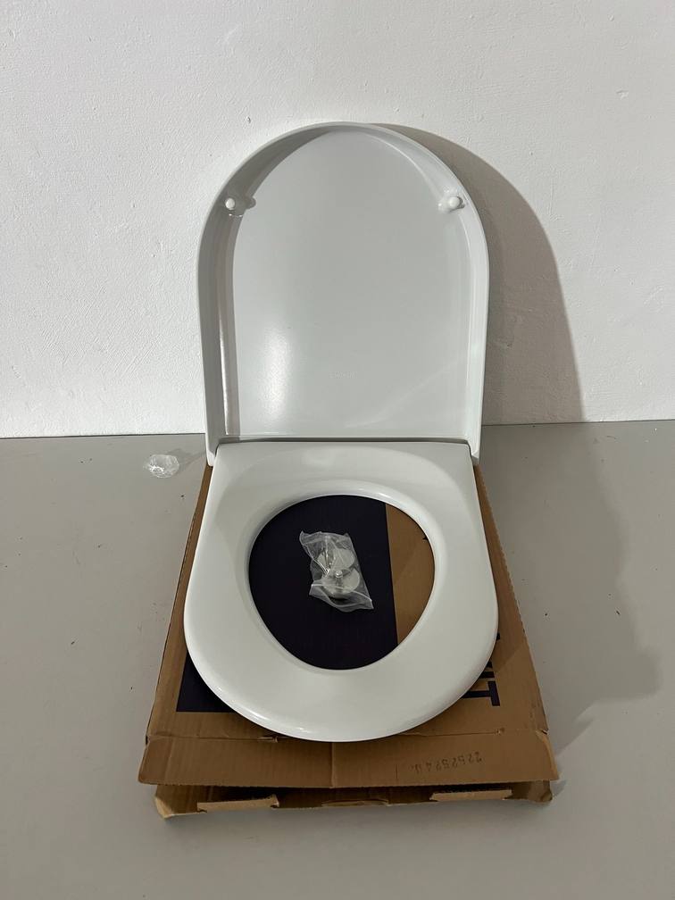 Duravit D-Code Compact Capac WC cu închidere lentă Soft Close, Duroplast, balamale inox