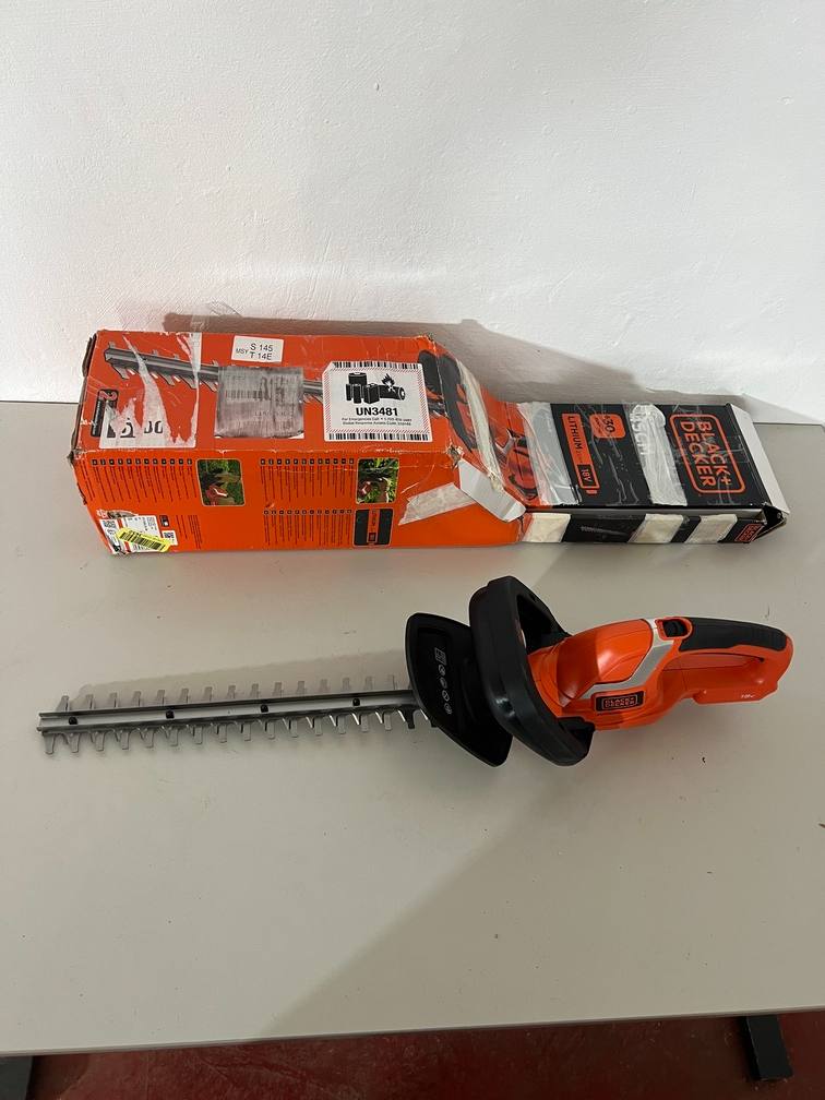 BLACK+DECKER GTC1845L20-QW – Foarfecă electrică gard viu 18V, lamă 45 cm, acumulator 2 Ah + încărcător