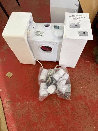 Pompă WC cu tocător / macerator 700W FL0700-BK